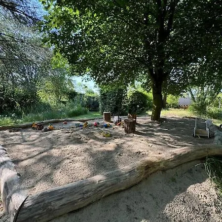 Idyllisches Reetdachhaus *